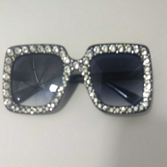 Fashion Bling gemstone sunglasses - Picture 7 of 8